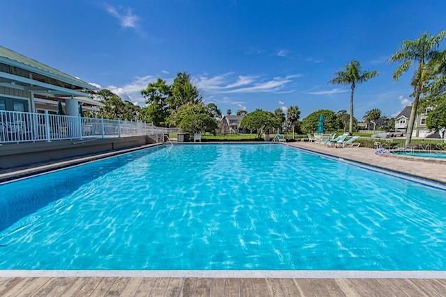 На продажу: $175,000 (0.44 acres)