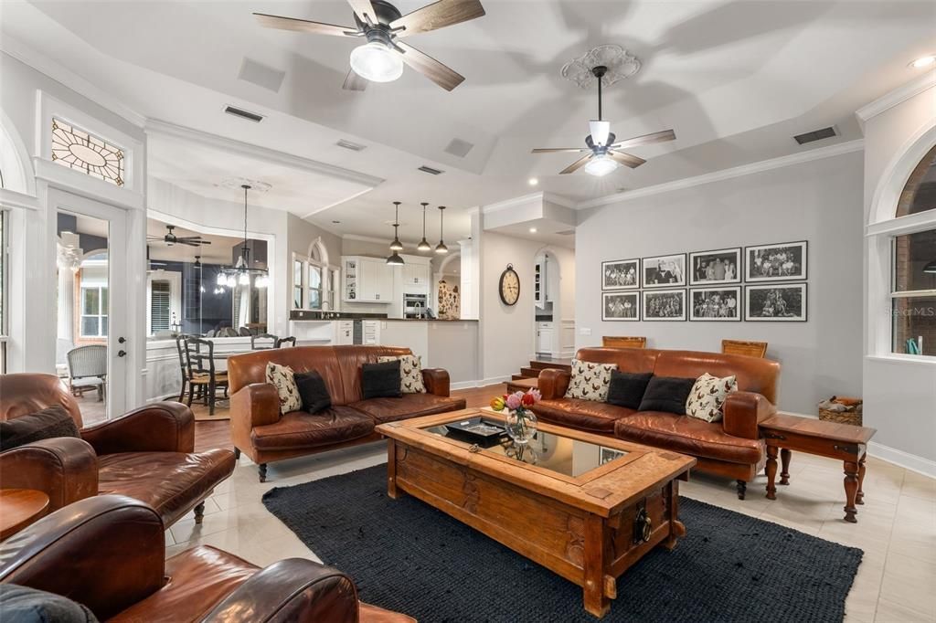 En Venta: $1,695,000 (8 camas, 7 baños, 7227 Pies cuadrados)
