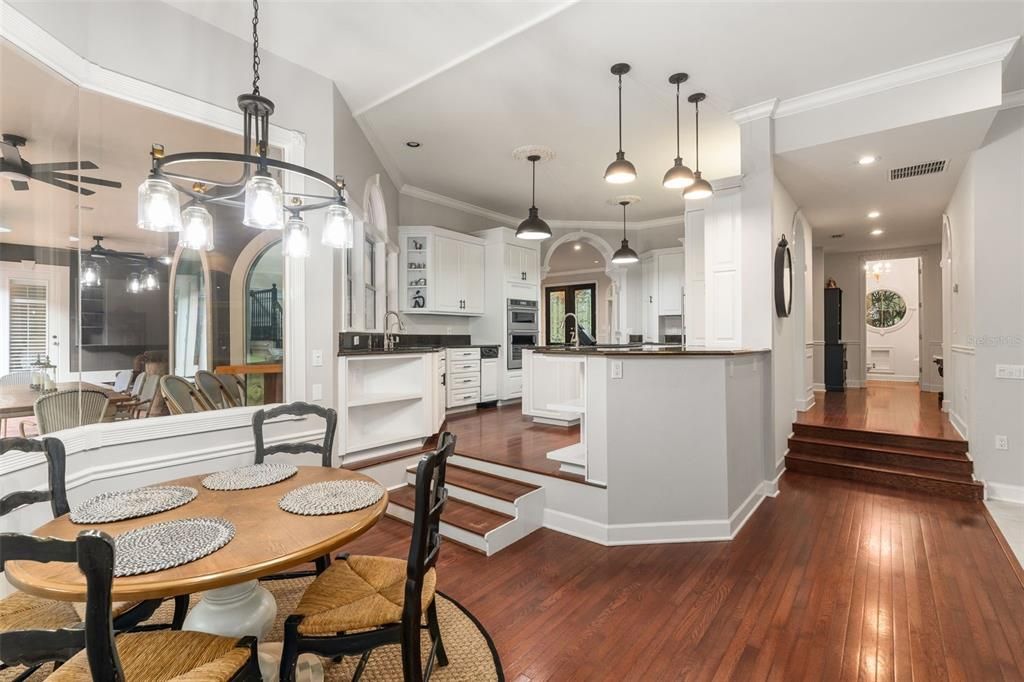 En Venta: $1,695,000 (8 camas, 7 baños, 7227 Pies cuadrados)