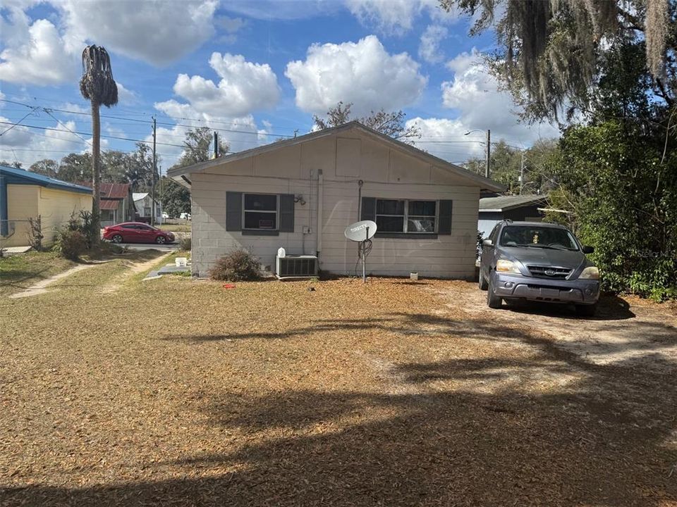 For Sale: $300,000 (0 beds, 0 baths, 1166 Square Feet)