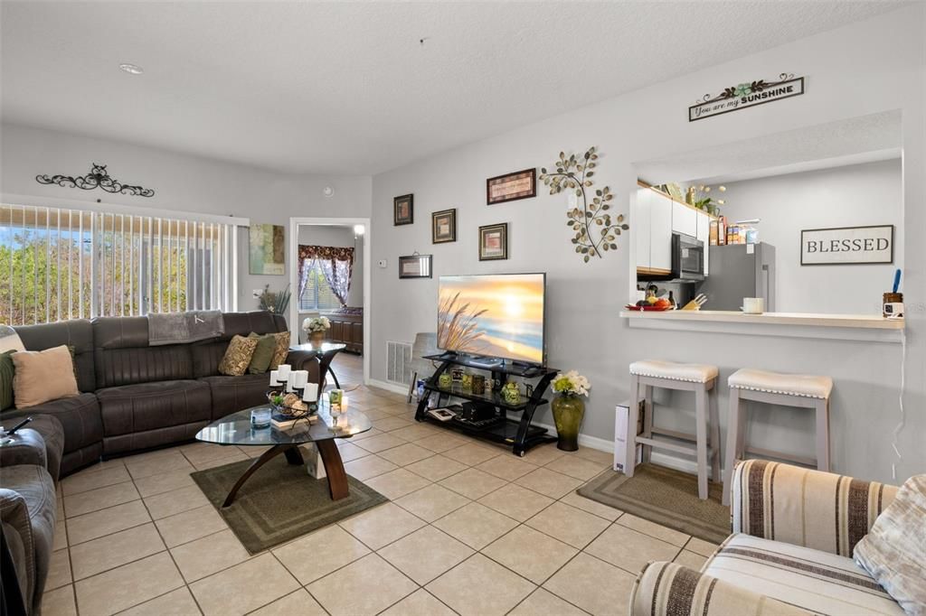 For Sale: $175,000 (3 beds, 2 baths, 1151 Square Feet)