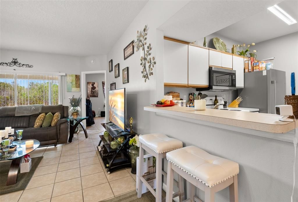 For Sale: $175,000 (3 beds, 2 baths, 1151 Square Feet)