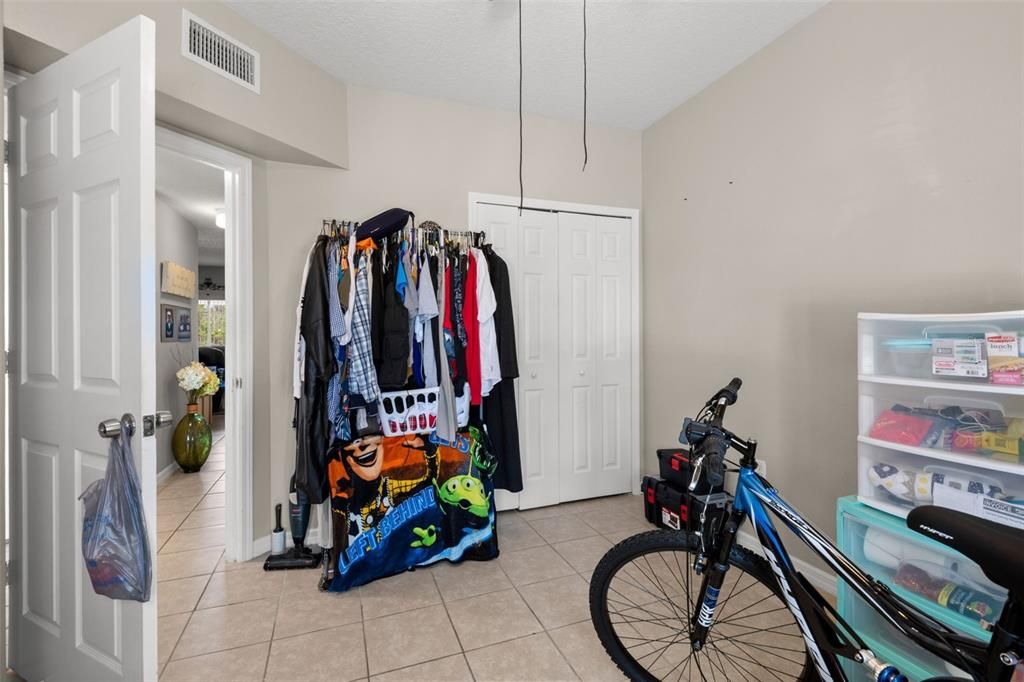For Sale: $175,000 (3 beds, 2 baths, 1151 Square Feet)