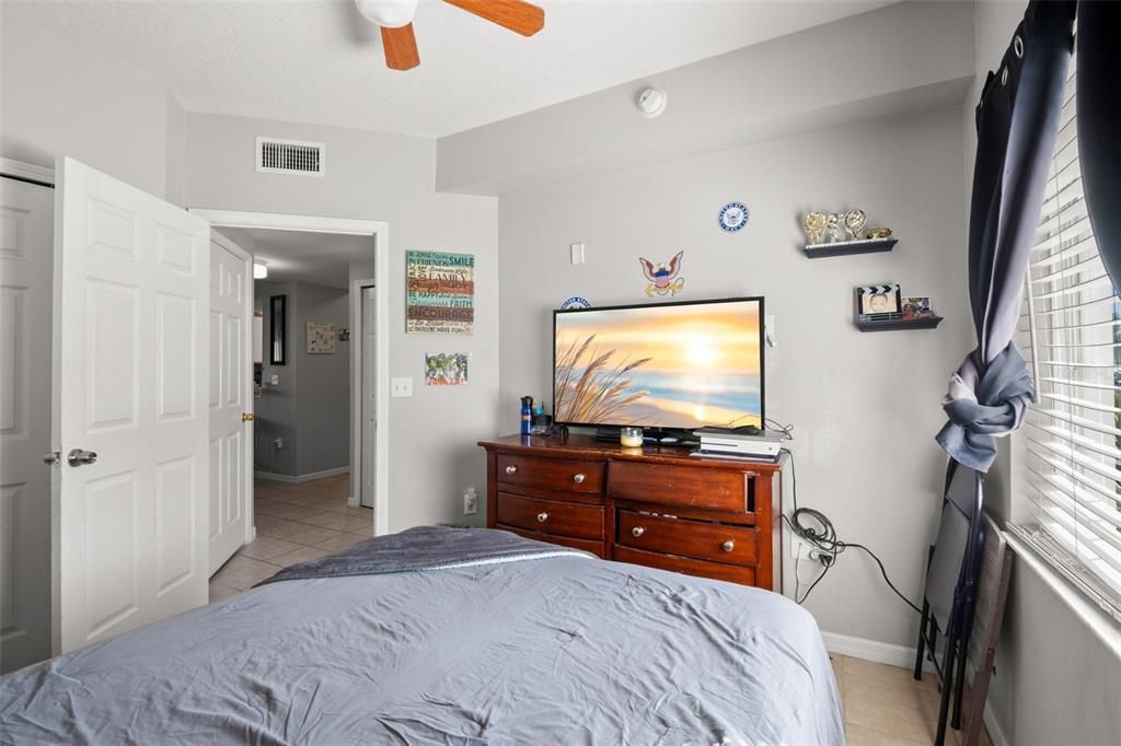 For Sale: $175,000 (3 beds, 2 baths, 1151 Square Feet)