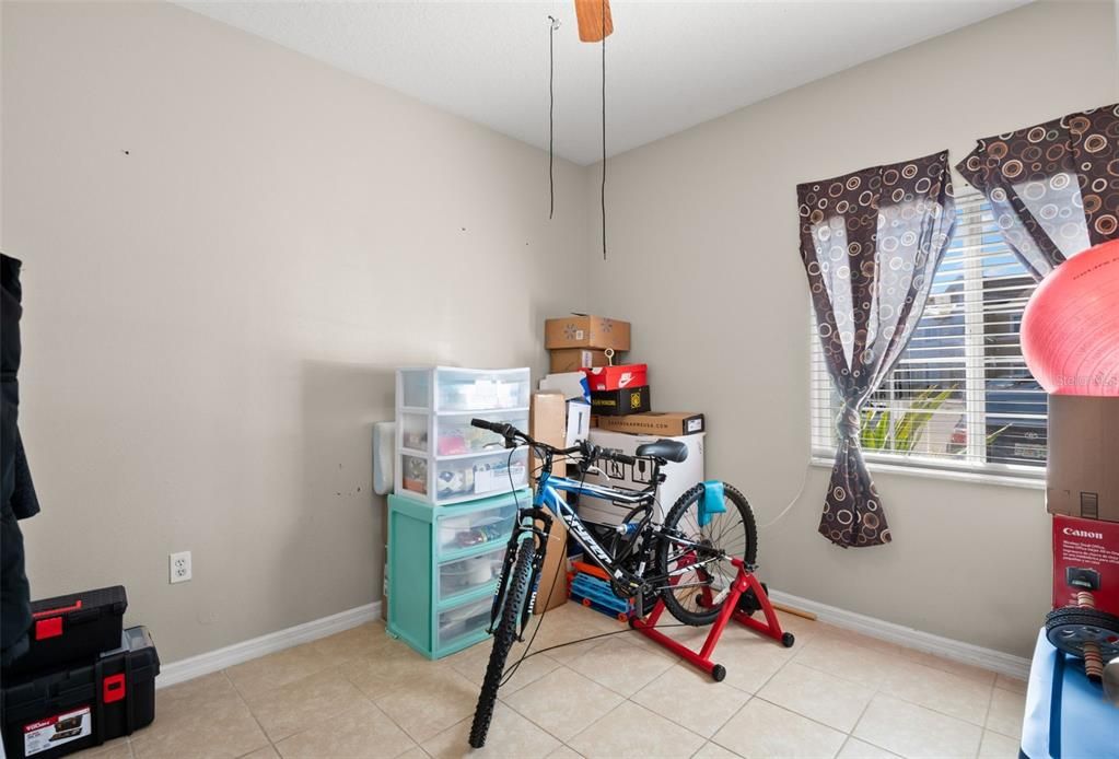 For Sale: $175,000 (3 beds, 2 baths, 1151 Square Feet)