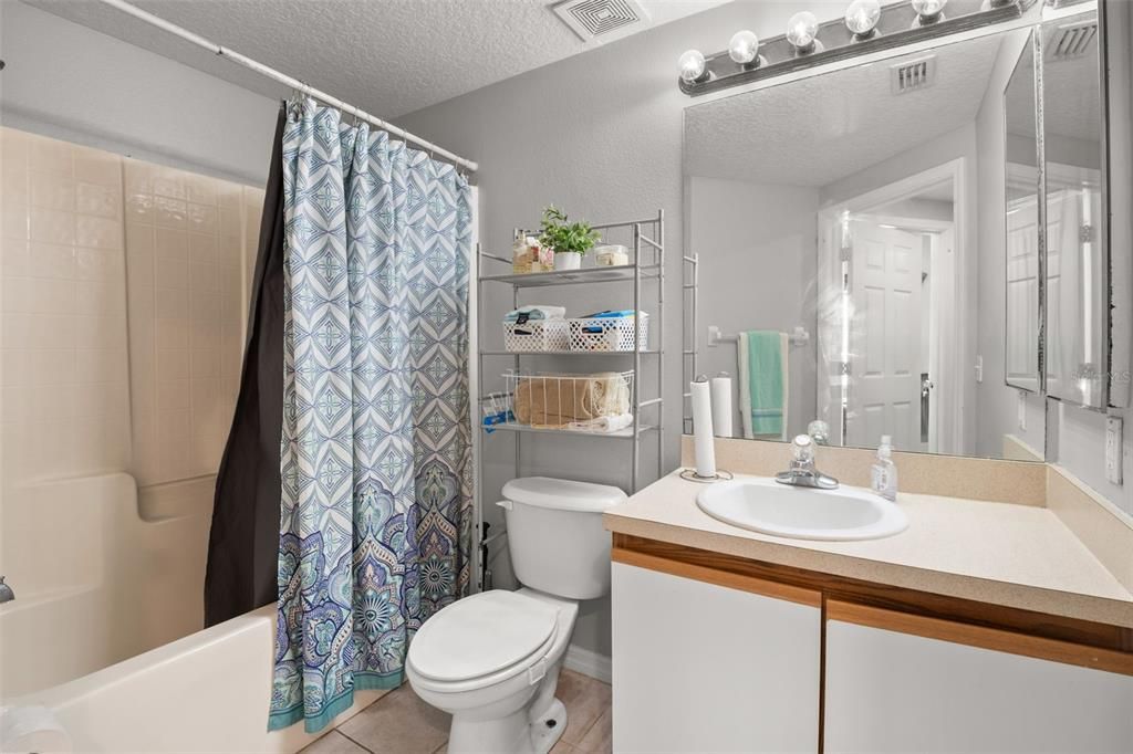 For Sale: $175,000 (3 beds, 2 baths, 1151 Square Feet)