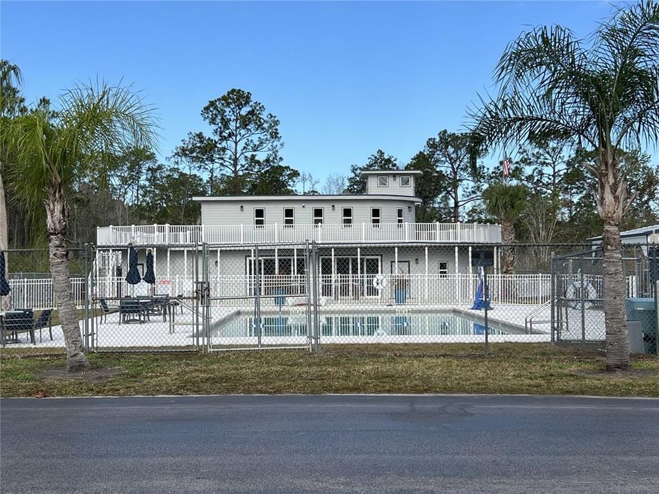 合同活跃: $95,000 (0.07 acres)