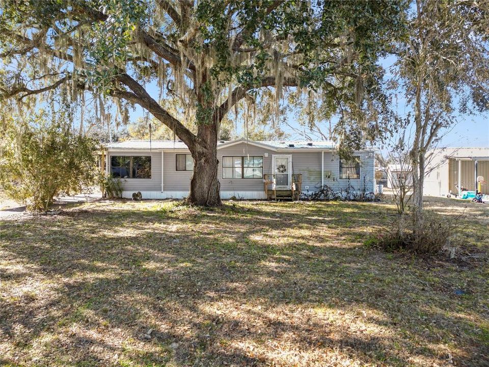 For Sale: $195,000 (3 beds, 2 baths, 1456 Square Feet)