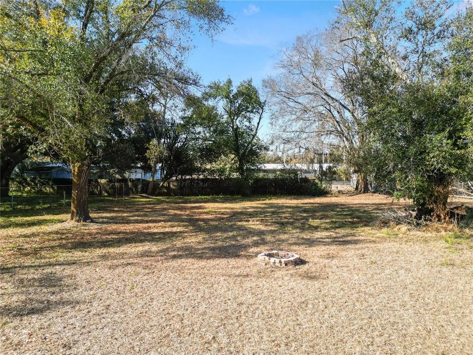For Sale: $195,000 (3 beds, 2 baths, 1456 Square Feet)