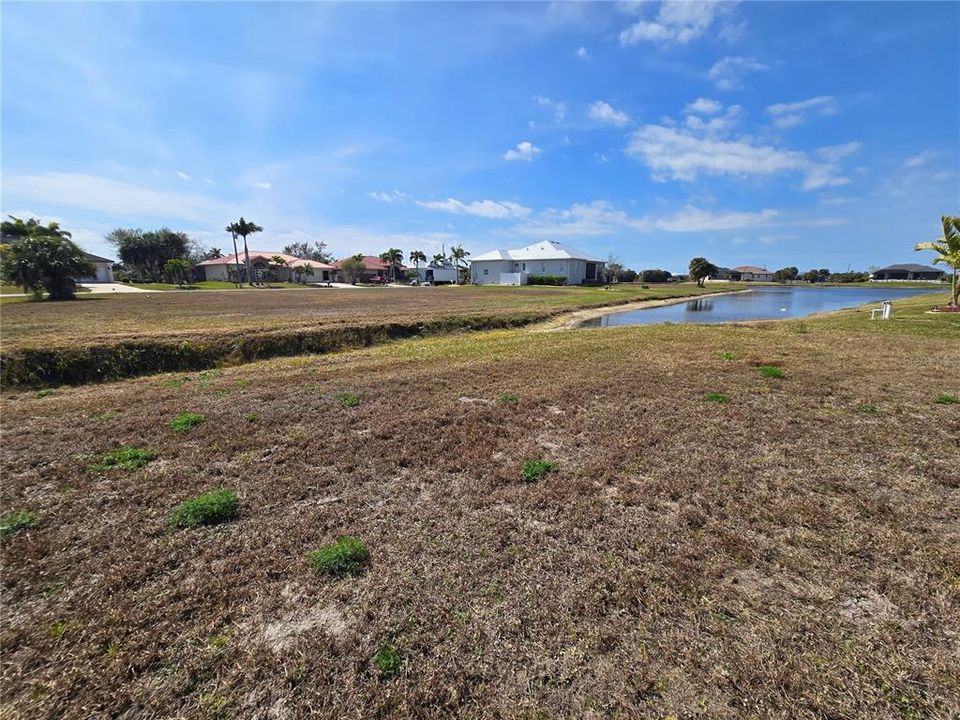 En Venta: $40,000 (0.24 acres)