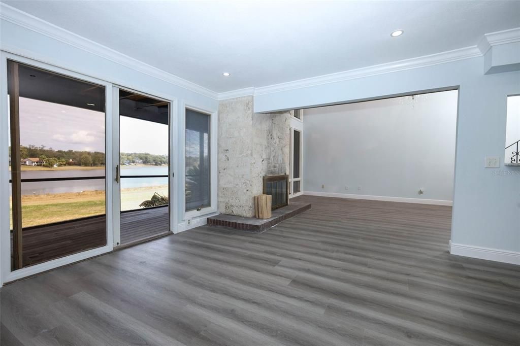 Activo con contrato: $258,900 (3 camas, 3 baños, 2224 Pies cuadrados)