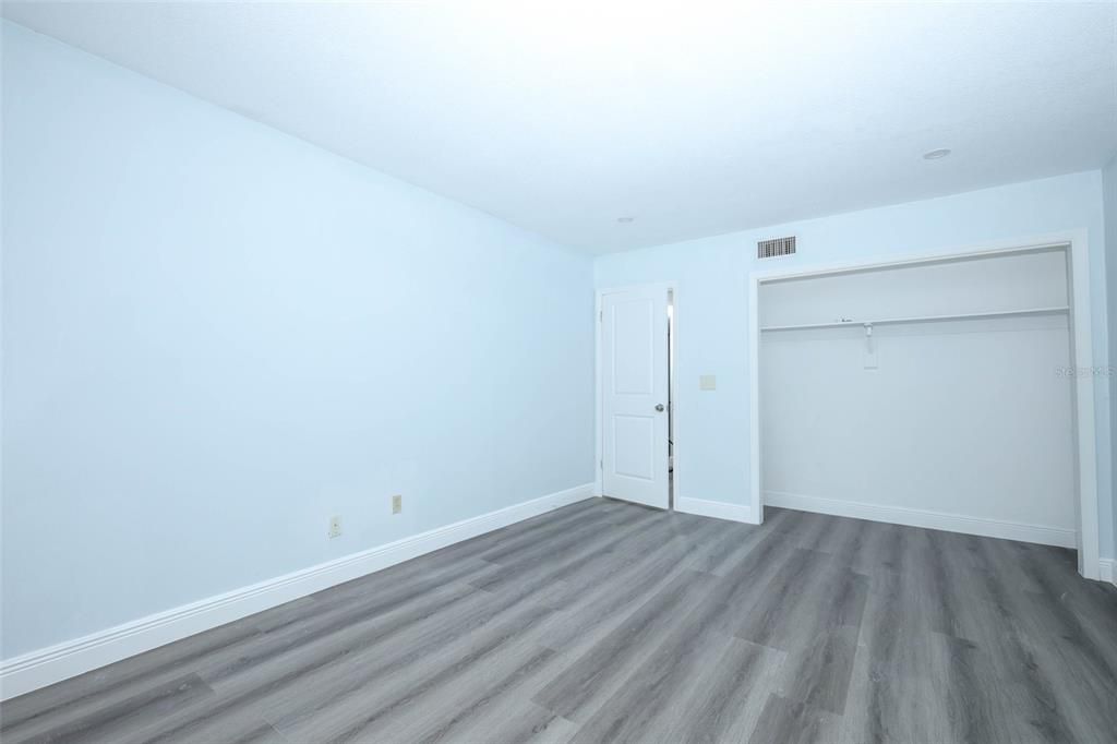 Activo con contrato: $258,900 (3 camas, 3 baños, 2224 Pies cuadrados)