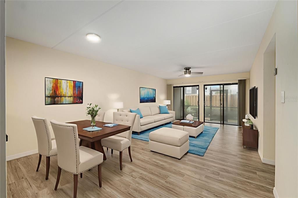 合同活跃: $210,000 (2 贝兹, 1 浴室, 1120 平方英尺)