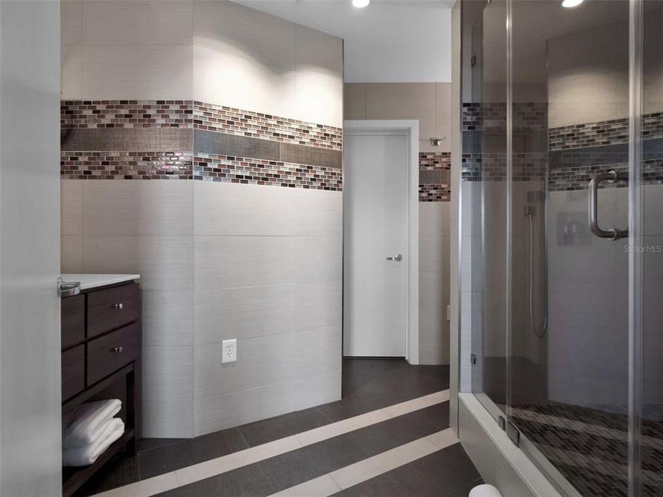 En Renta: $6,900 (2 camas, 2 baños, 1691 Pies cuadrados)