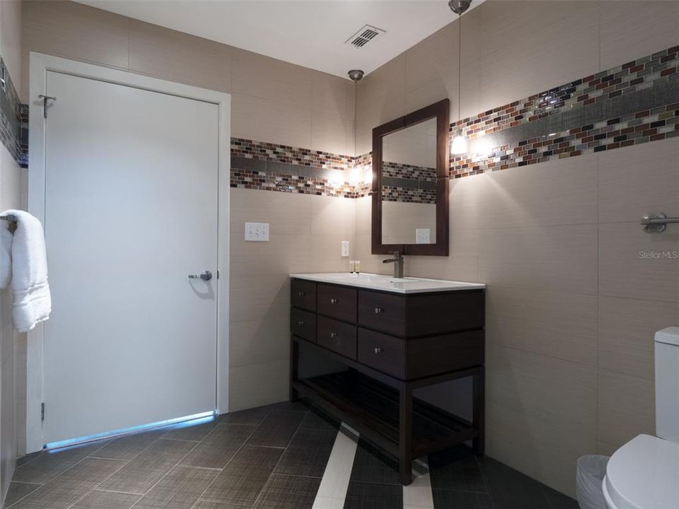 En Renta: $6,900 (2 camas, 2 baños, 1691 Pies cuadrados)