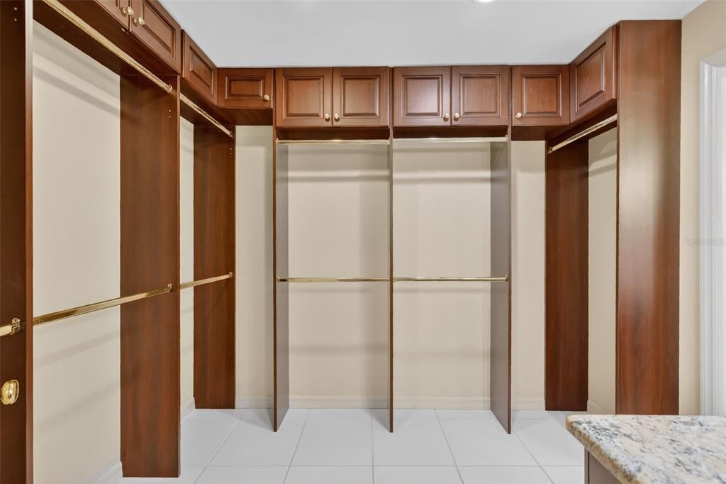 En Venta: $750,000 (4 camas, 4 baños, 3815 Pies cuadrados)