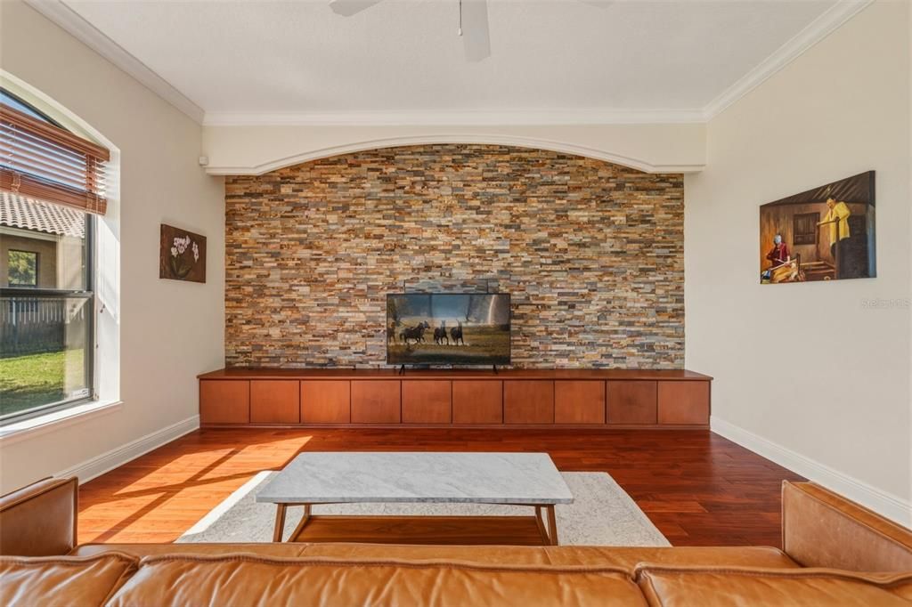 Active With Contract: $975,000 (4 beds, 3 baths, 3030 Square Feet)