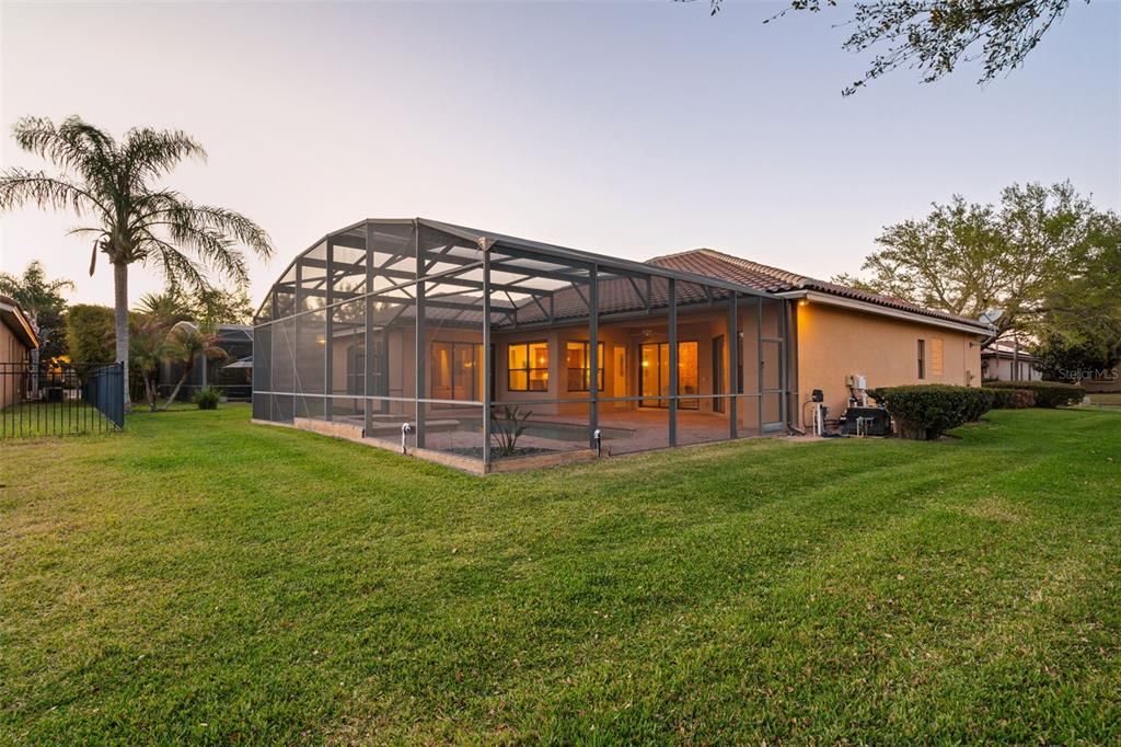 Active With Contract: $975,000 (4 beds, 3 baths, 3030 Square Feet)