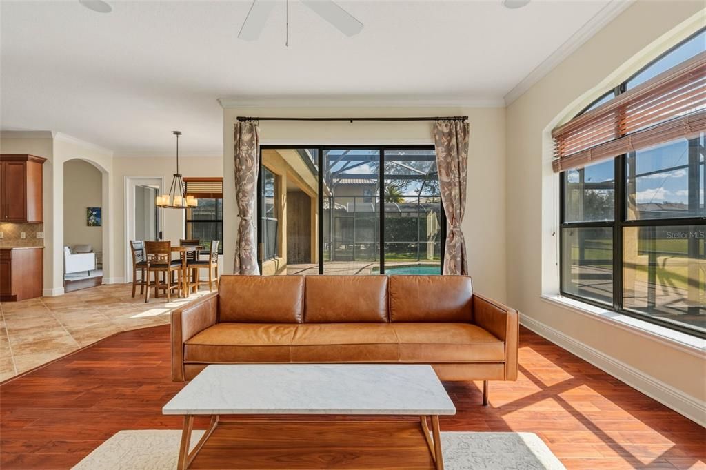 Active With Contract: $975,000 (4 beds, 3 baths, 3030 Square Feet)