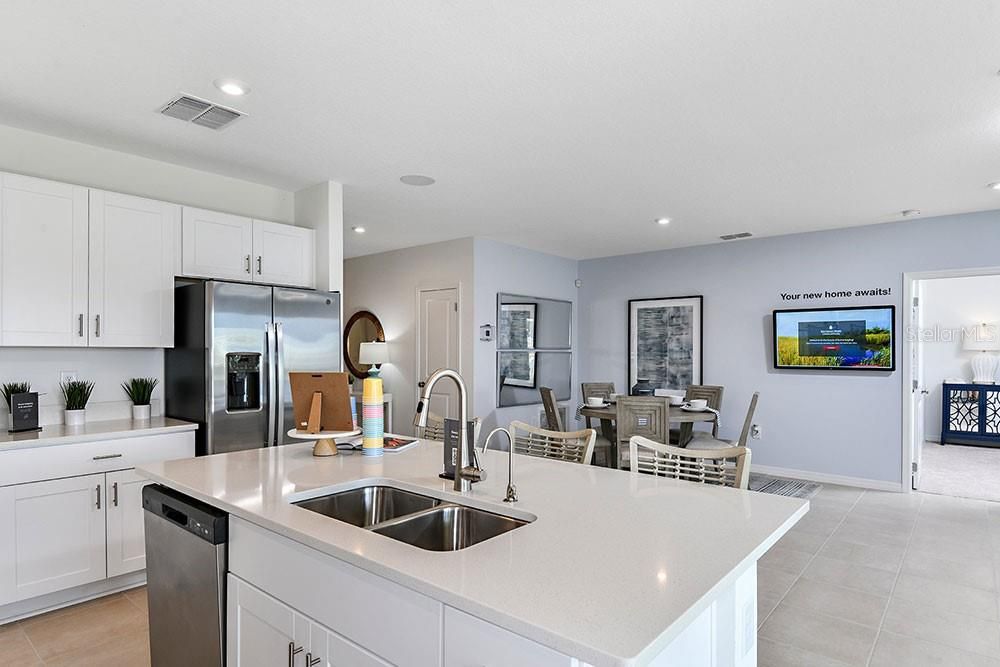 For Sale: $334,990 (4 beds, 2 baths, 1813 Square Feet)