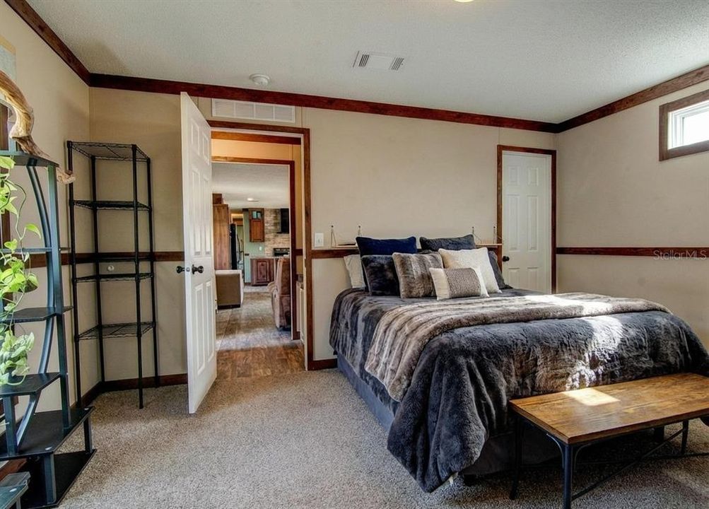 На продажу: $159,900 (3 спален, 2 ванн, 1140 Квадратных фут)