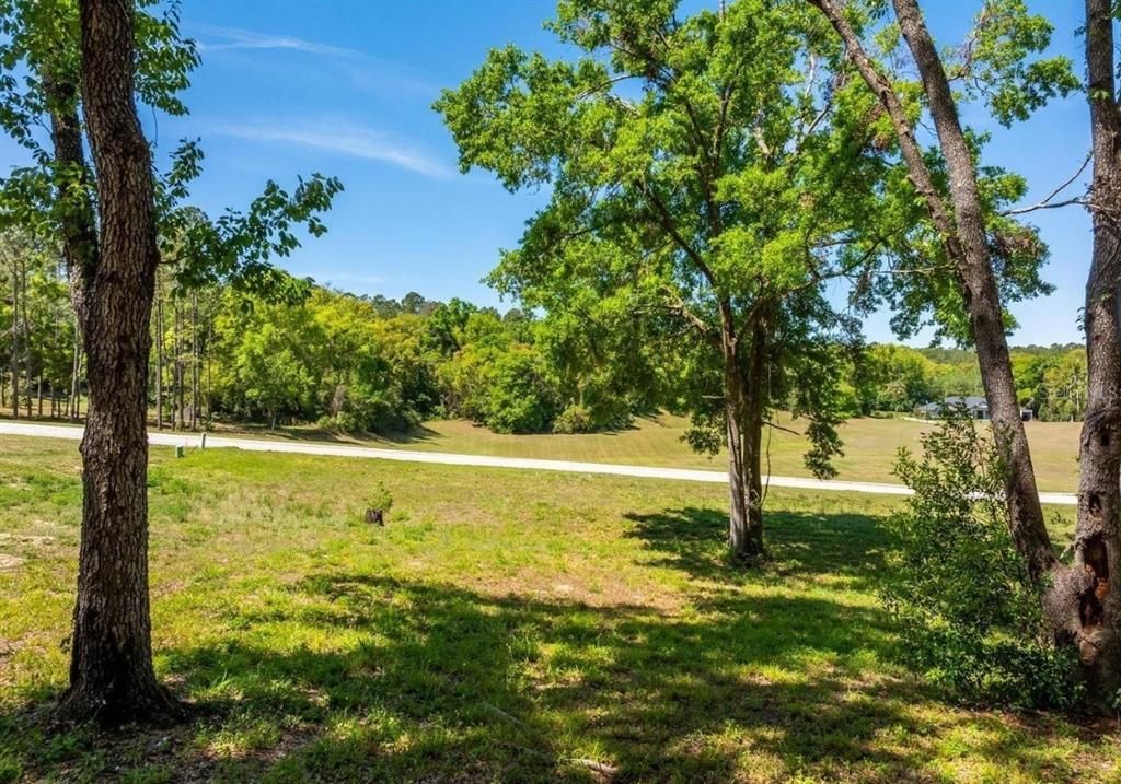 En Venta: $239,900 (1.01 acres)