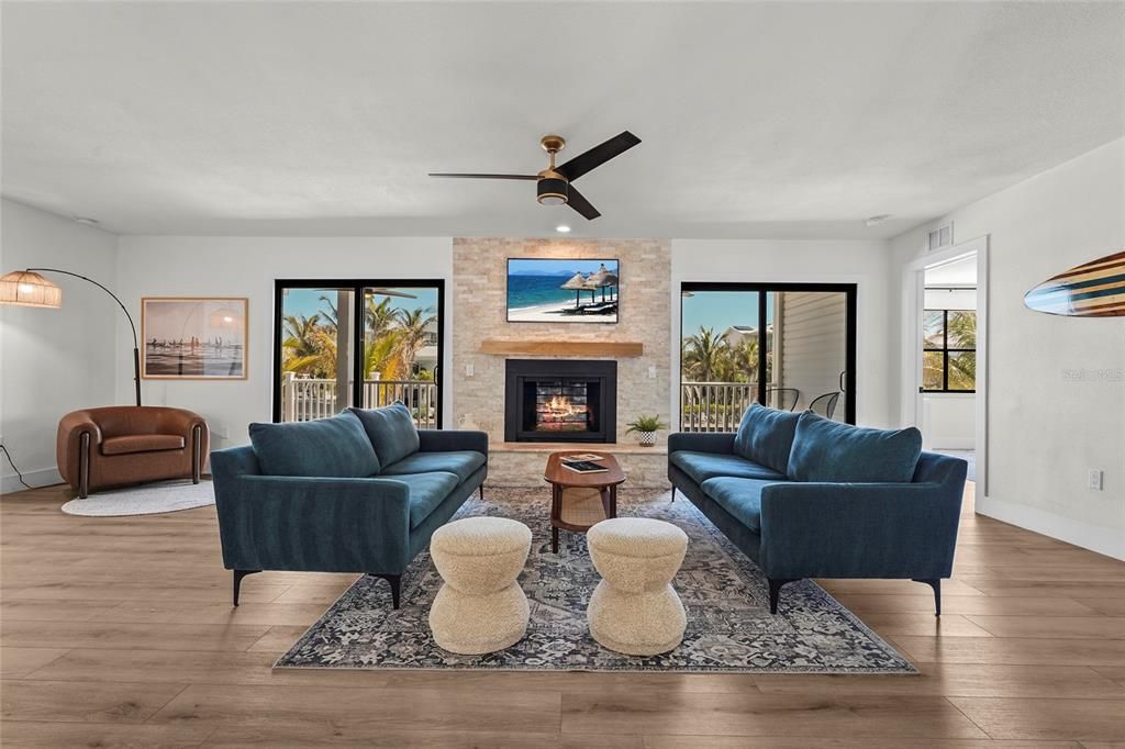 Activo con contrato: $2,995,000 (4 camas, 4 baños, 2606 Pies cuadrados)