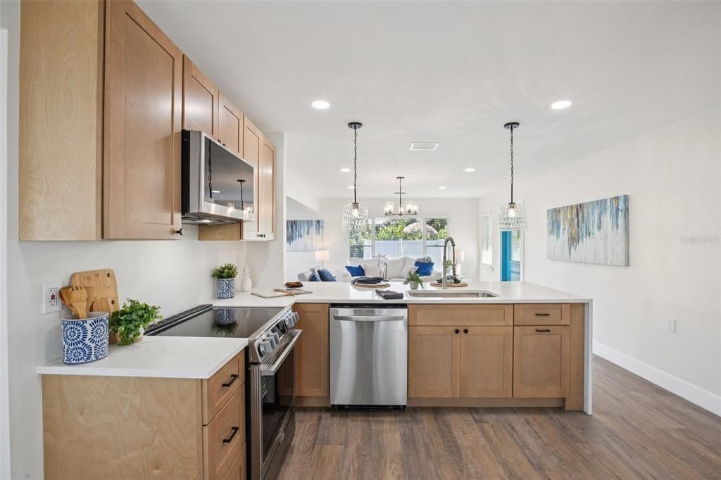 For Rent: $5,500 (3 beds, 2 baths, 1658 Square Feet)