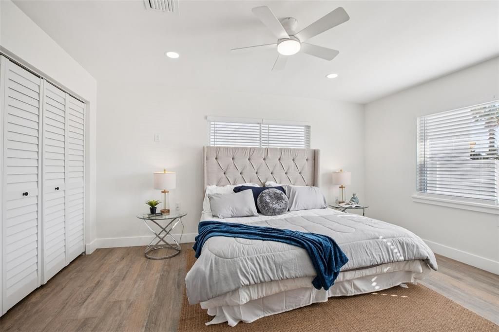 For Rent: $5,500 (3 beds, 2 baths, 1658 Square Feet)
