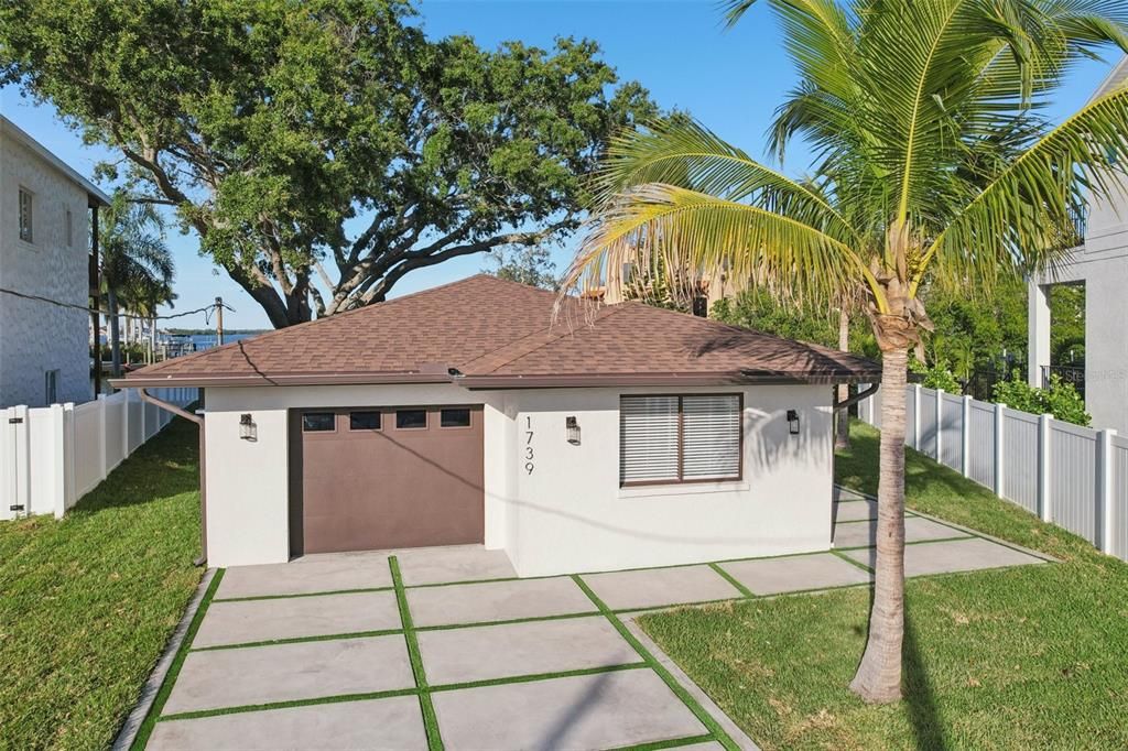 For Rent: $5,500 (3 beds, 2 baths, 1658 Square Feet)