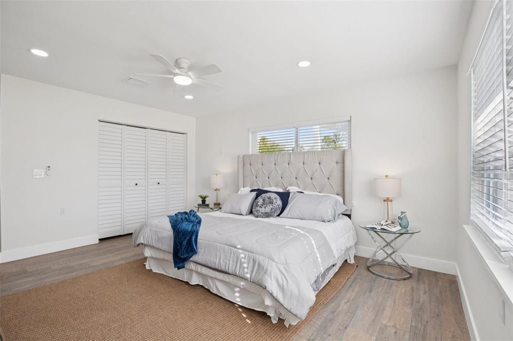 For Rent: $5,500 (3 beds, 2 baths, 1658 Square Feet)