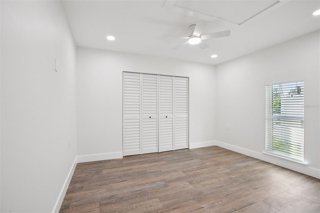 For Rent: $5,500 (3 beds, 2 baths, 1658 Square Feet)