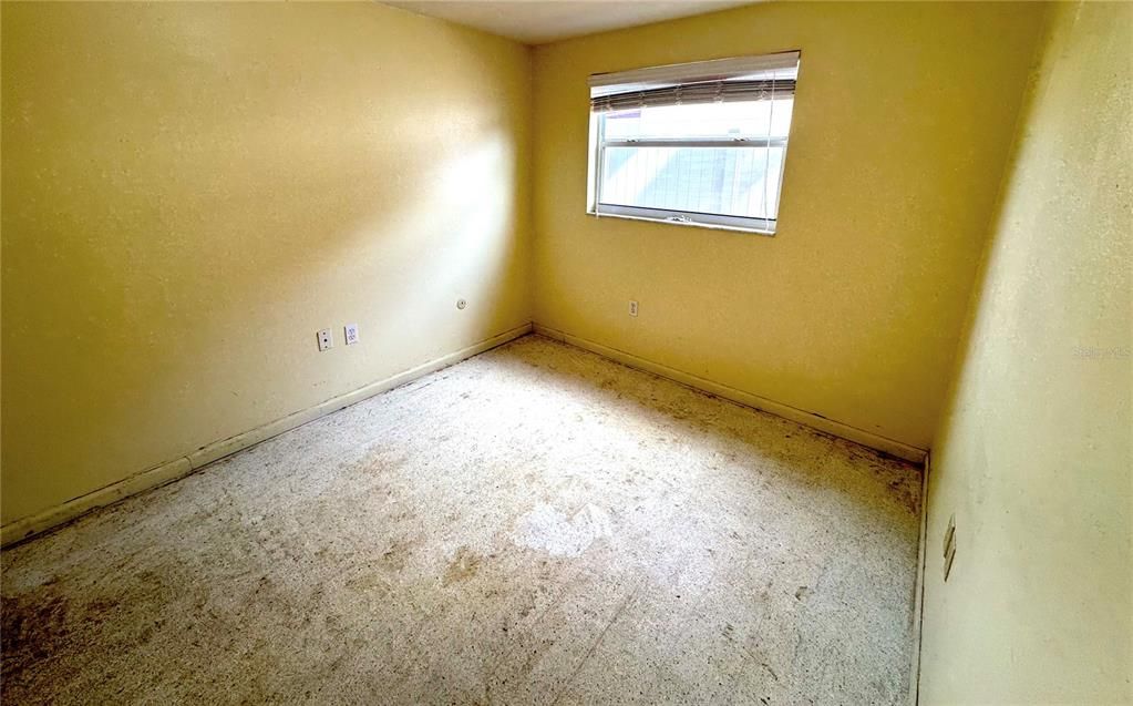 En Venta: $265,000 (4 camas, 2 baños, 1660 Pies cuadrados)