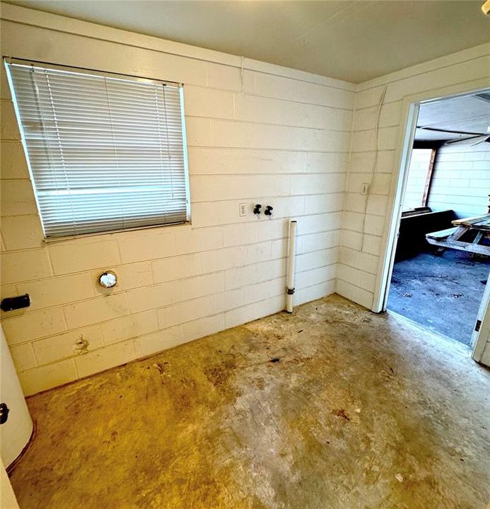En Venta: $265,000 (4 camas, 2 baños, 1660 Pies cuadrados)
