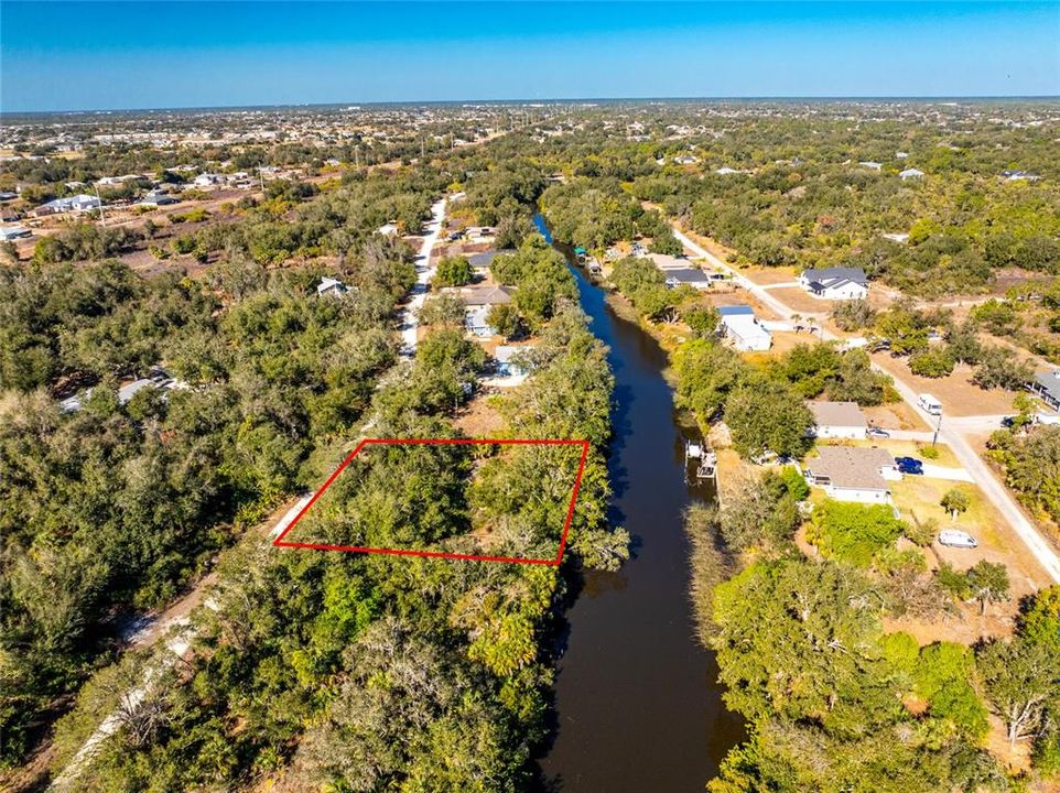 En Venta: $99,500 (0.41 acres)