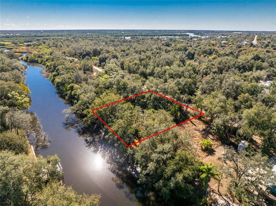 En Venta: $99,500 (0.41 acres)