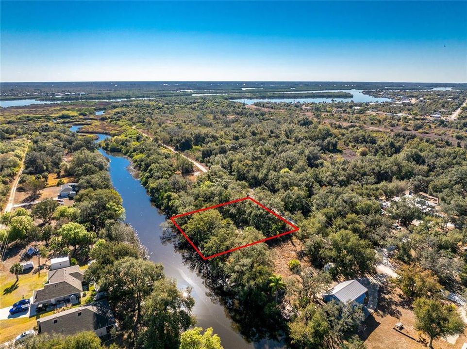 En Venta: $99,500 (0.41 acres)