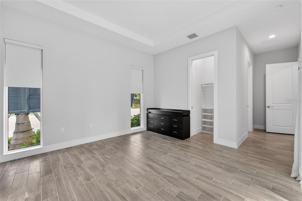 En Venta: $1,520,000 (5 camas, 6 baños, 4178 Pies cuadrados)