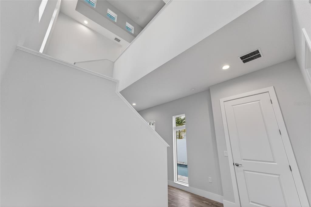 En Venta: $1,520,000 (5 camas, 6 baños, 4178 Pies cuadrados)
