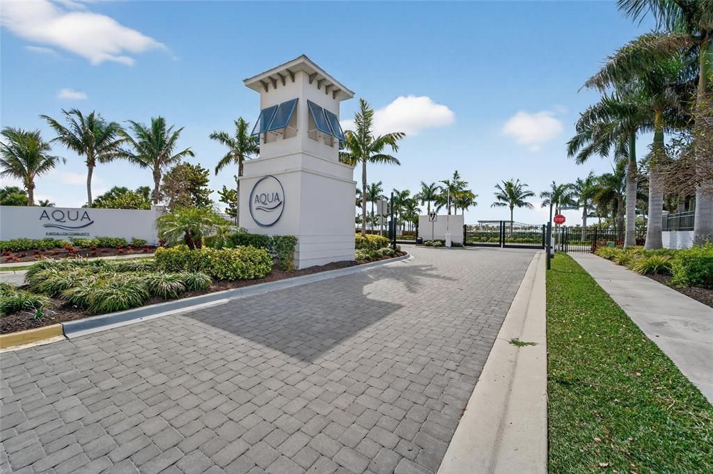 En Venta: $1,520,000 (5 camas, 6 baños, 4178 Pies cuadrados)