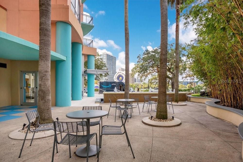 En Venta: $425,000 (2 camas, 2 baños, 1150 Pies cuadrados)