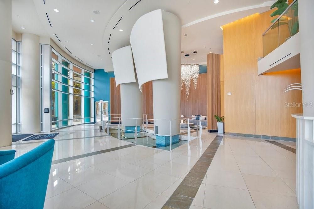 En Venta: $425,000 (2 camas, 2 baños, 1150 Pies cuadrados)