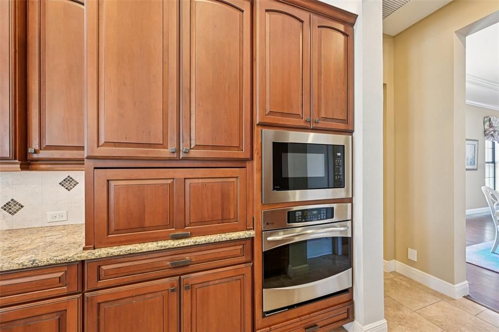 En Venta: $1,500,000 (3 camas, 3 baños, 3574 Pies cuadrados)