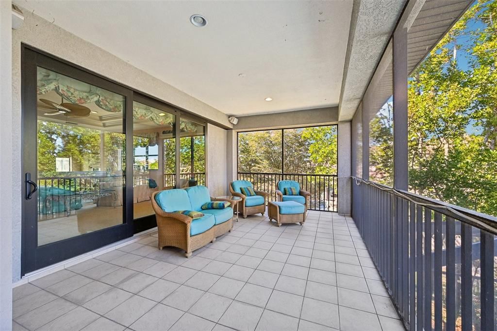 En Venta: $1,500,000 (3 camas, 3 baños, 3574 Pies cuadrados)