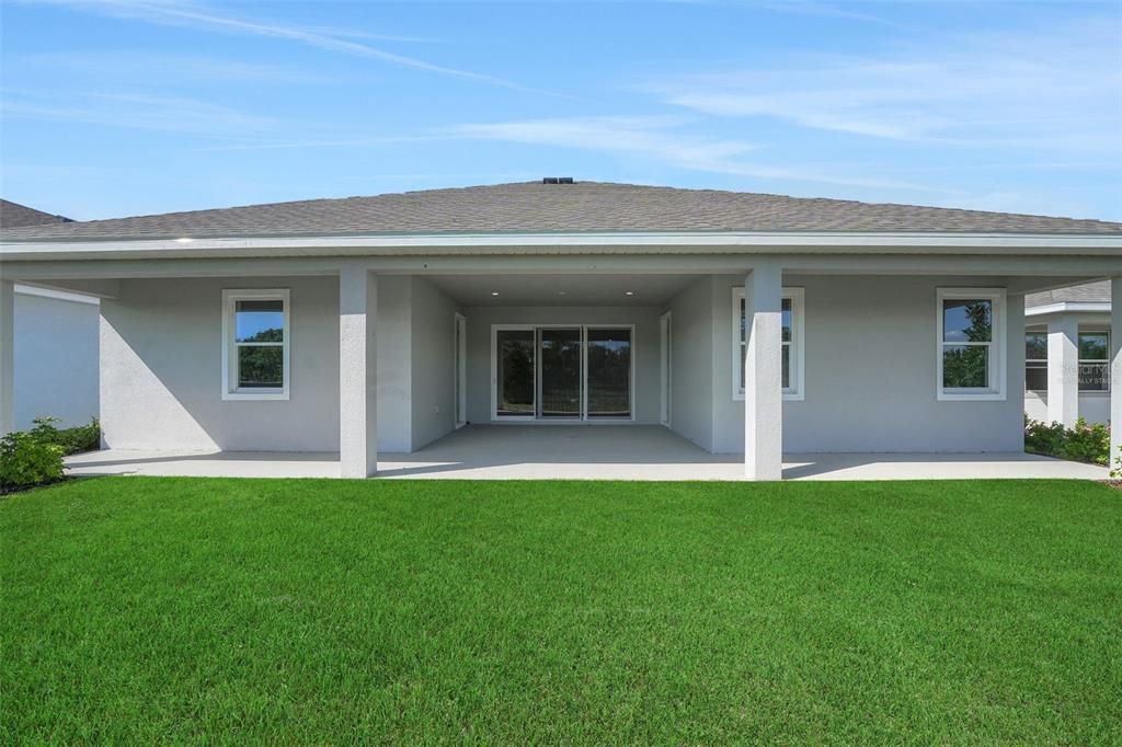 Activo con contrato: $614,990 (4 camas, 4 baños, 3099 Pies cuadrados)