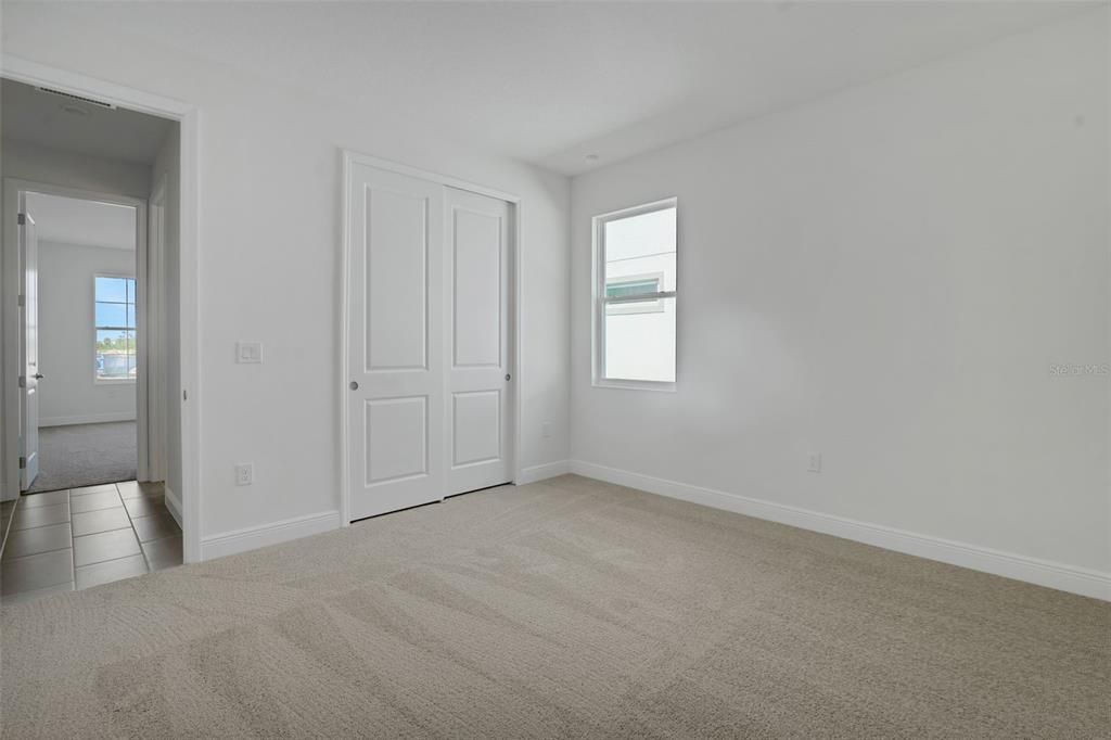 Activo con contrato: $614,990 (4 camas, 4 baños, 3099 Pies cuadrados)