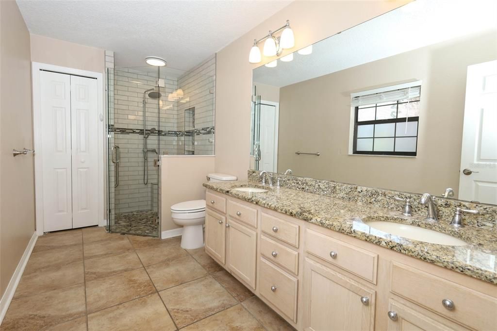 En Renta: $1,995 (2 camas, 2 baños, 1539 Pies cuadrados)