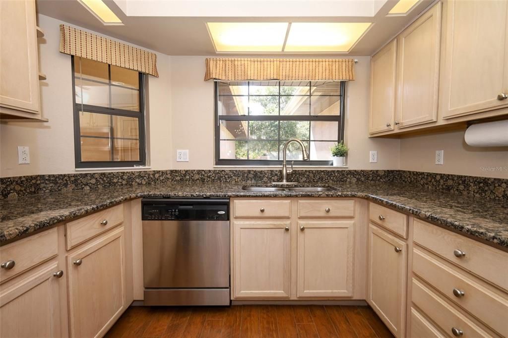 En Renta: $1,995 (2 camas, 2 baños, 1539 Pies cuadrados)