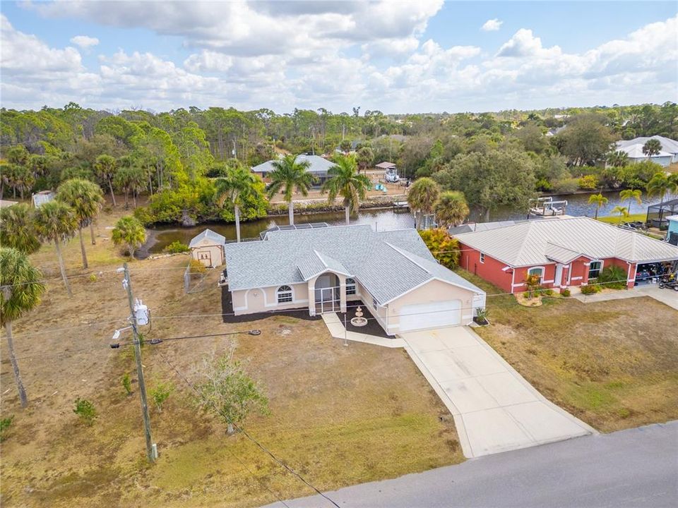 Active With Contract: $429,000 (3 beds, 2 baths, 1790 Square Feet)