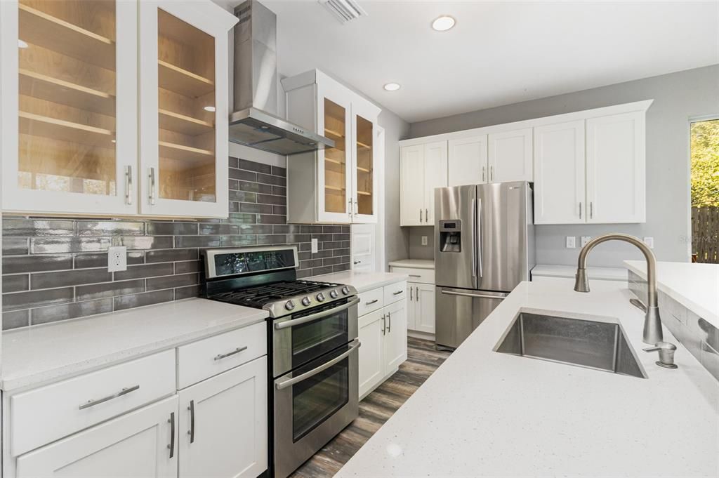 For Sale: $399,000 (5 beds, 4 baths, 2309 Square Feet)